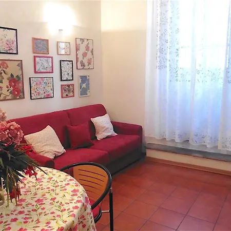 Grazioso In Oltrarno A شقة فلورنس